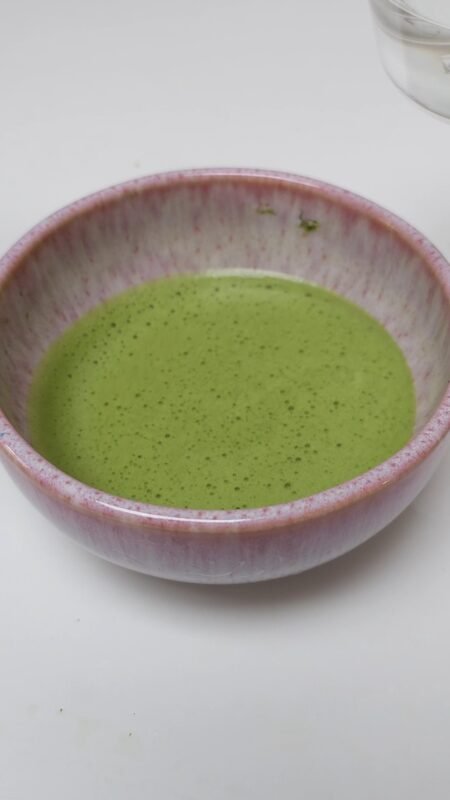 Test du matcha Kanza Ippodo Tea (produit terminé) 6 Bol de matcha Ippodo Kanza