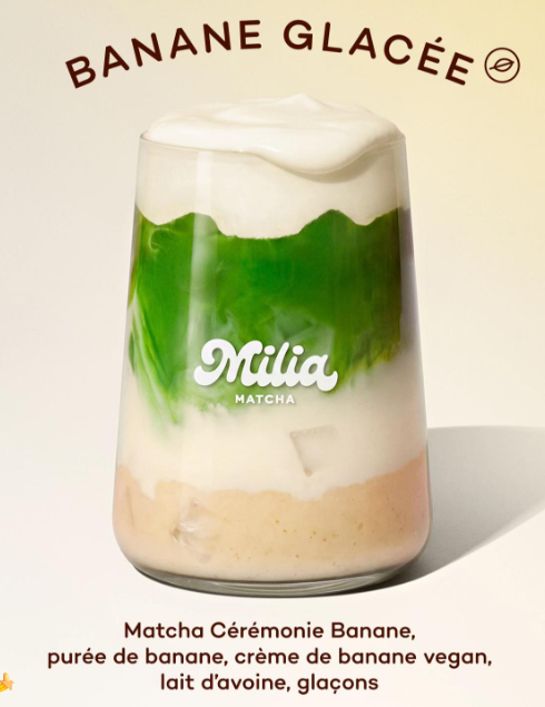 Boisson signature matcha banane glacé du pop-up Milia Matcha