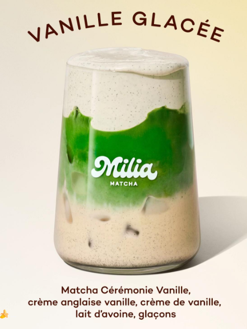 Boisson signature matcha vanille glacé du pop-up Milia Matcha